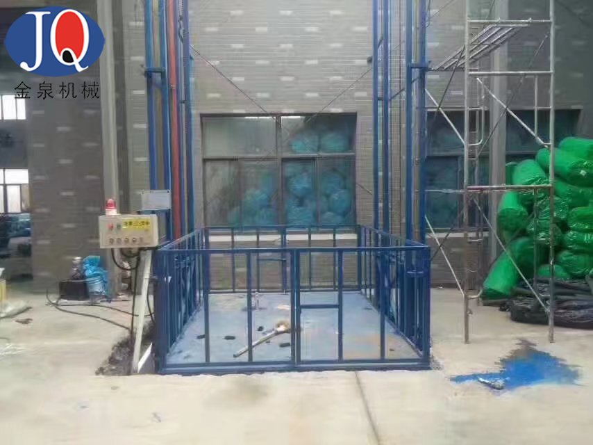 山東升降貨梯|斜掛升降機|殘疾人升降機|無障礙升降機|移動升降機|導軌式升降機廠家-濟南金泉升降機械有限公司